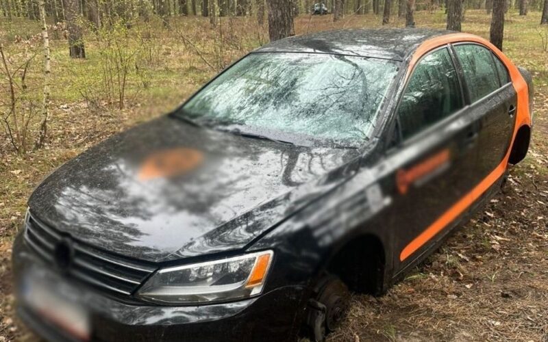 У Києві затримали двох студентів, які вкрали іномарку компанії з прокату авто (фото)