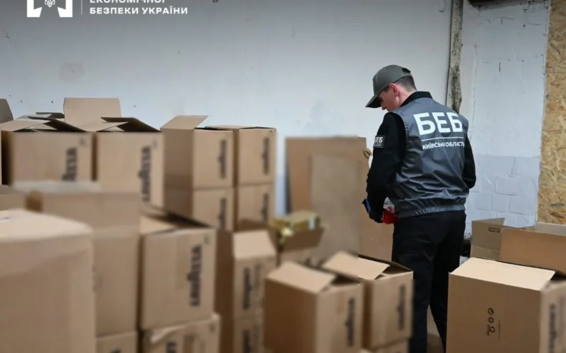 На Київщині ліквідували масштабне виробництво підробленої кави відомих брендів