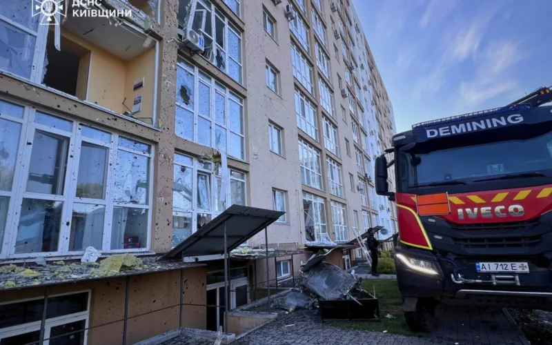 У Чабанах на Київщині бойова частина російської ракети залетіла у квартиру — ДСНС