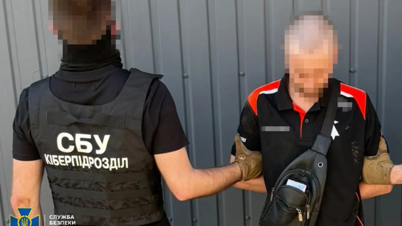 У Києві затримали дезертира, який реєстрував Старлінки для росіян