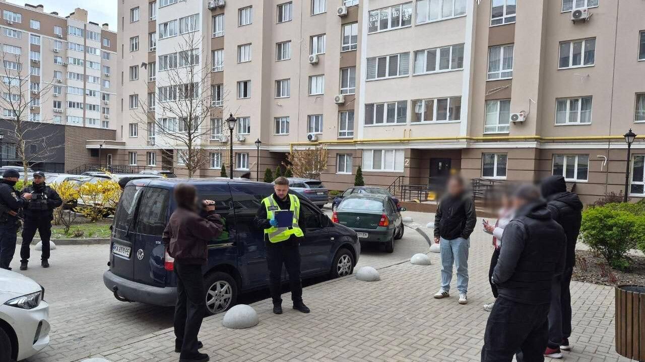 Поліція затримала водія, який стріляв у Святошинському районі