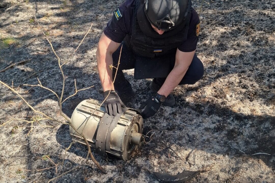 На Київщині знайшли бойову частину російського дрона «Герань-2»