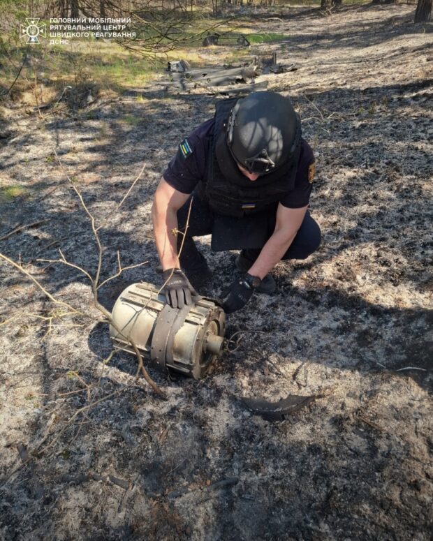 На Київщині знайшли бойову частину російського дрона «Герань-2»