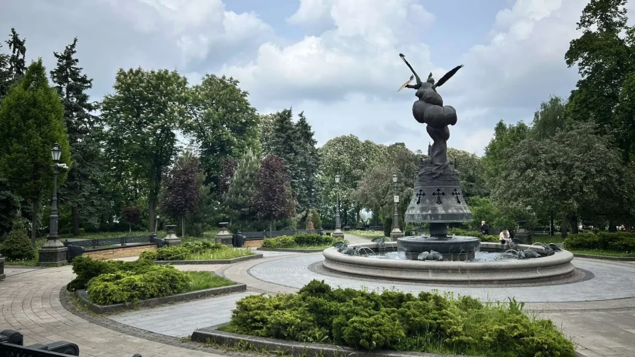 У парках і скверах Києва стартував сезон фонтанів