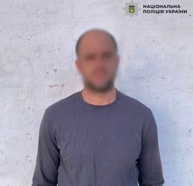 У Києві чоловік грабував пошкоджені квартири після російської атаки — його затримали