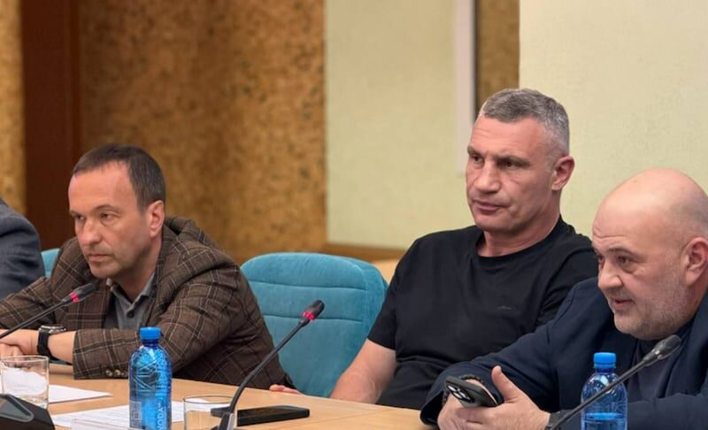 Кулеба дав Кличку термін до 10 травня для рішень по підготовці Києва до зими