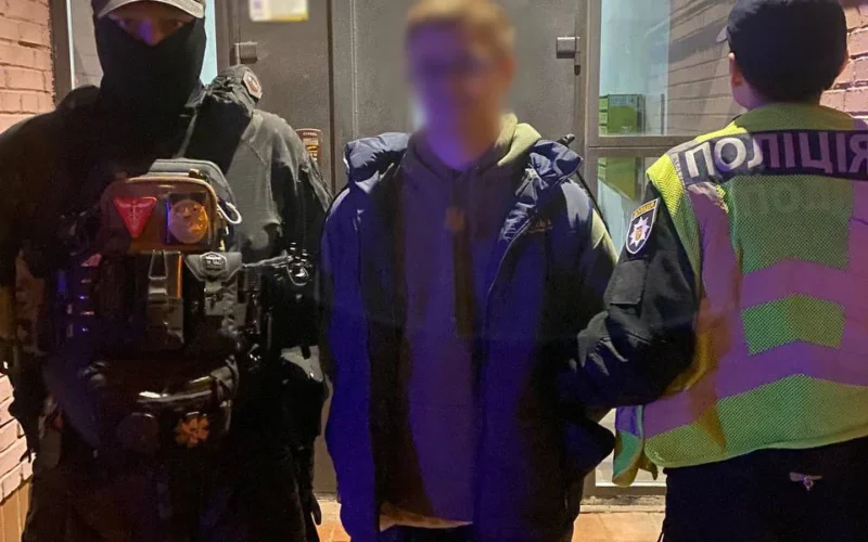Киянин на замовлення російських спецслужб намагався підпалити банківське відділення (фото)