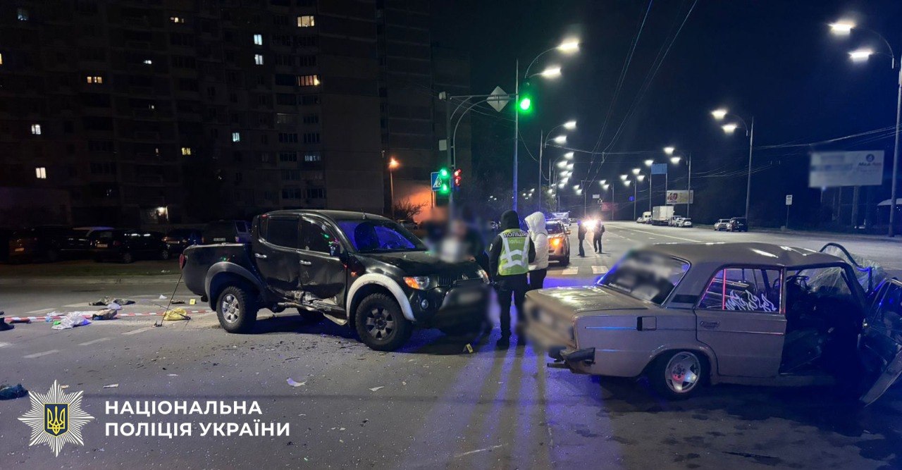 Поліцейські Києва оголосили про підозру водію пікапа, який у нетверезому стані спричинив смертельну ДТП