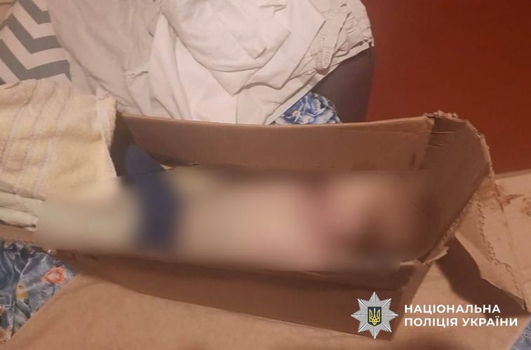 У Броварах жінка ховала тіло дворічного сина в шафі — затримання
