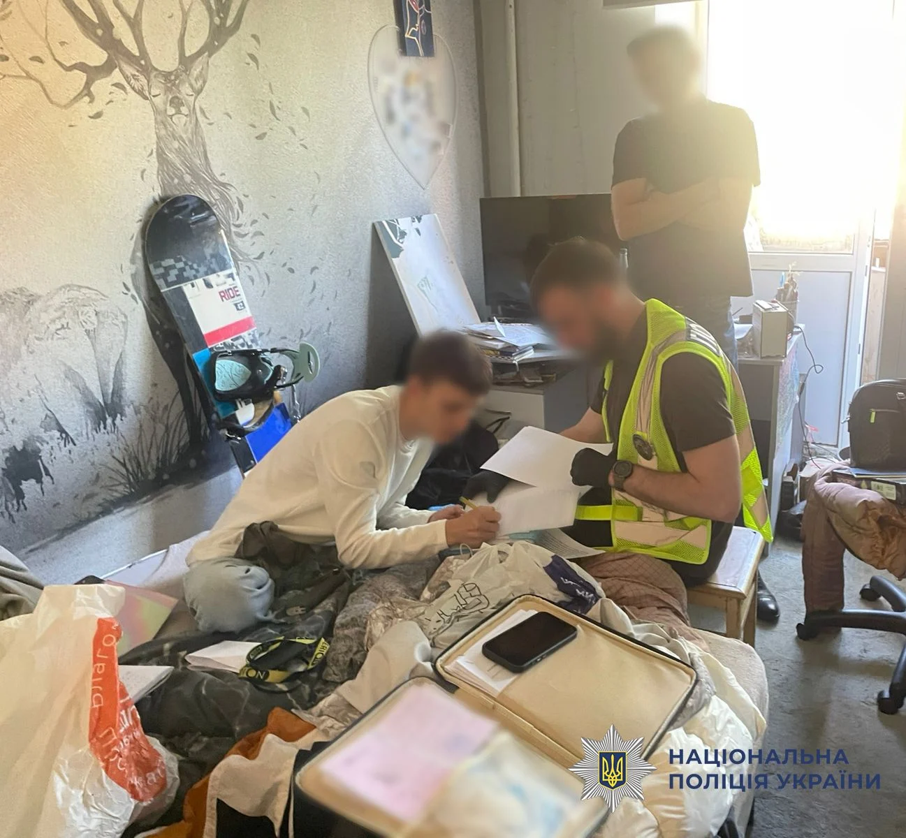 Киянин ошукав студентку на 700 тисяч гривень виплат загиблого військового