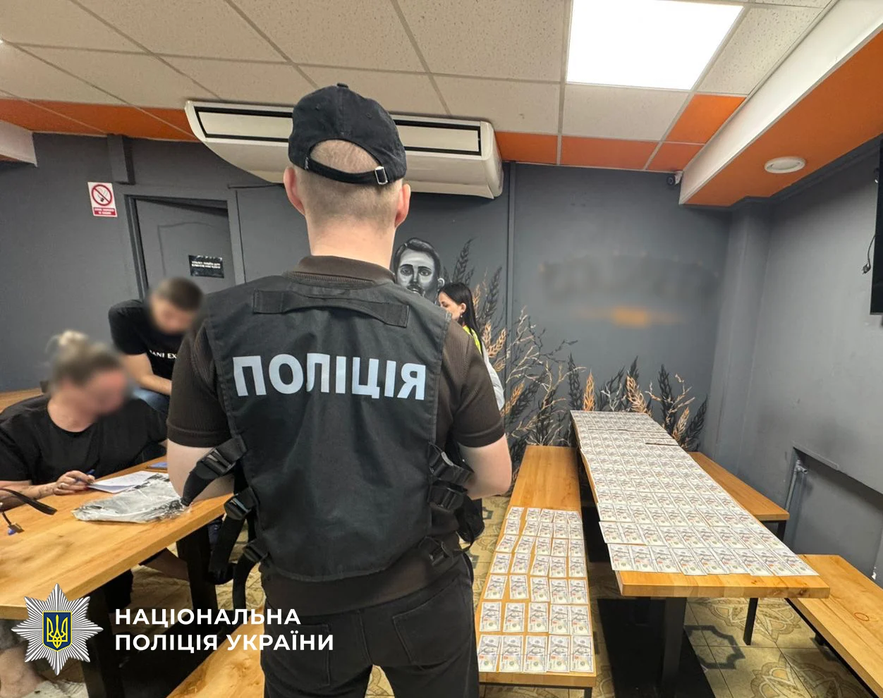 Киянка затримана за пропозицію уникнути мобілізації: 18 тисяч доларів
