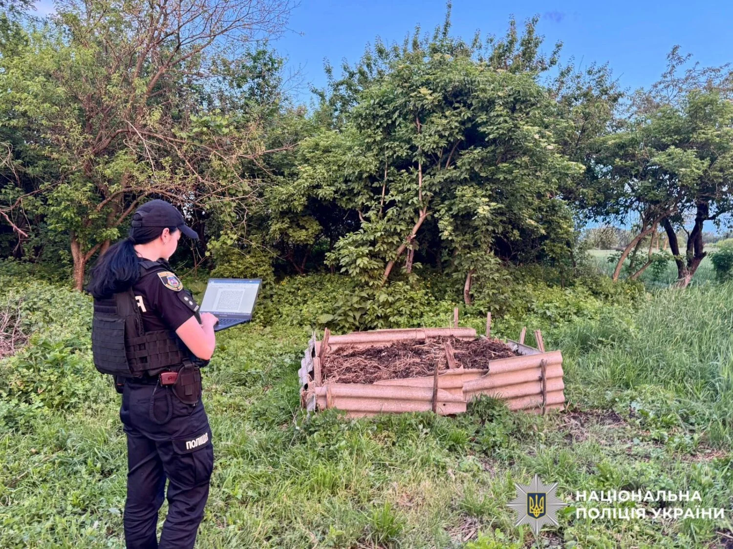 На Білоцерківщині чоловік вбив жінку і закопав тіло: поліцейські Київщини повідомили про підозру