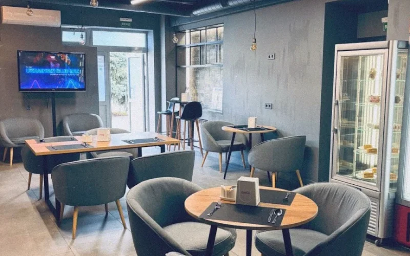 LOFT CAFE — 1