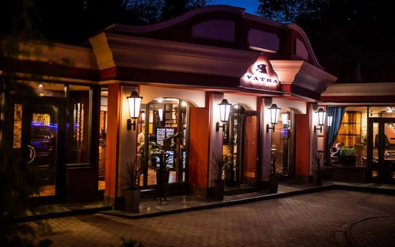 Ресторан ВАТРА / VATRA restaurant — 1