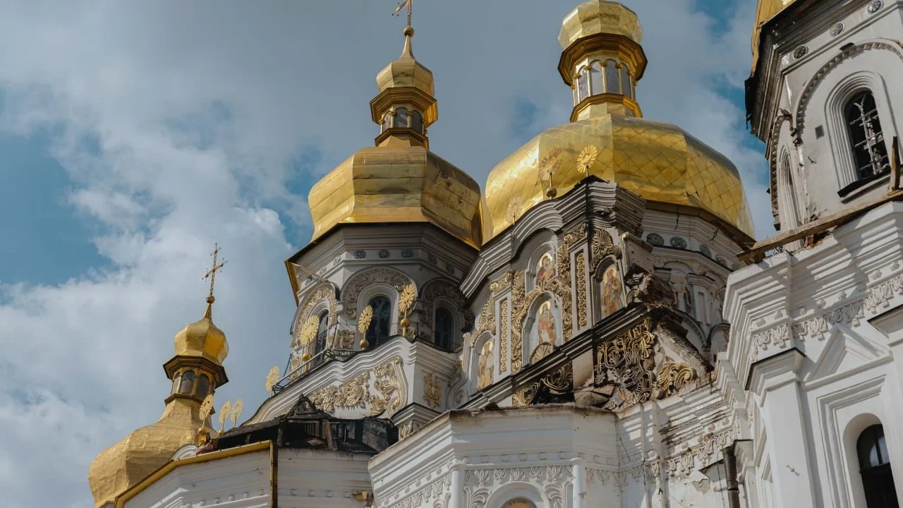 Київ 15 червня: удар по Лаврі, 5 загиблих, знищена кіностудія
