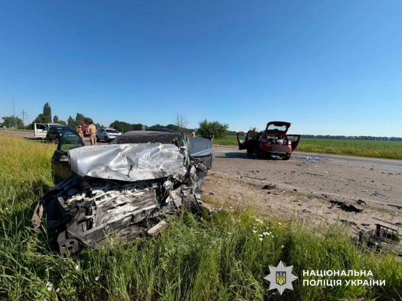 П’ятеро людей загинули, ще двоє травмовані внаслідок автотрощі на Київщині