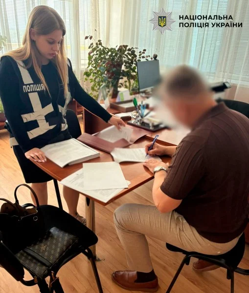 Закупівля електроенергії зі збитками у понад 5,4 мільйона гривень: про підозру повідомили колишньому начальнику управління освіти Солом’янської РДА