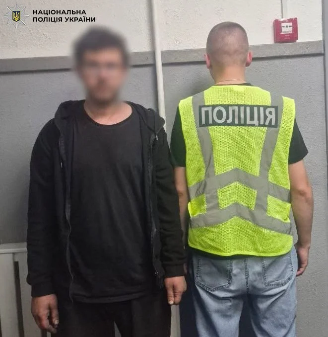 В Києві п'ять чоловіків убили дорослого чоловіка за словесний конфлікт