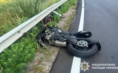 Смертельна ДТП під Переяславом: мотоцикл Ducati врізався у дві автівки, загинула 32-річна пасажирка