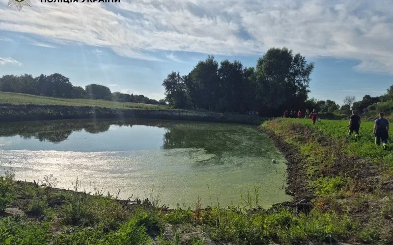 Трагедія на Київщині: під час гри у волейбол потонула 13-річна дівчинка