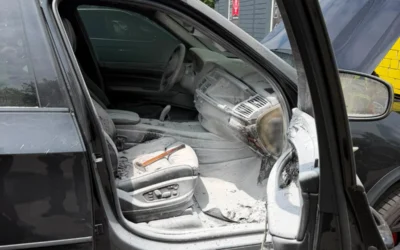 У Києві чоловік з помсти підпалив позашляховик свого психолога: палія затримали