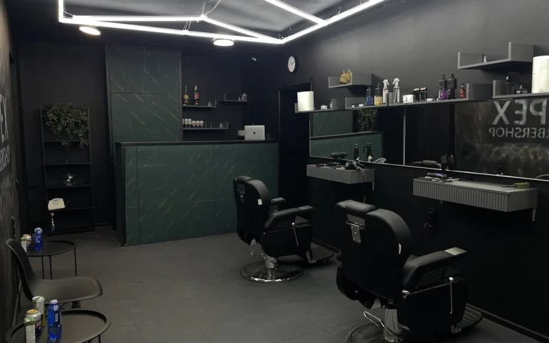 APEX barbershop — 1