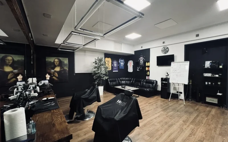 BARBERSHOP 0515 — 1