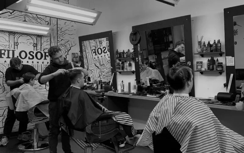 Barbershop Underdog Barber — 1