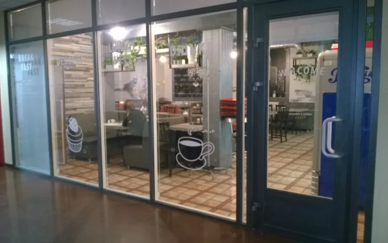 Cafe & Bistro — 1