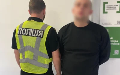 Киянин погрожував пістолетом і побив водія після дорожньої сварки (фото)