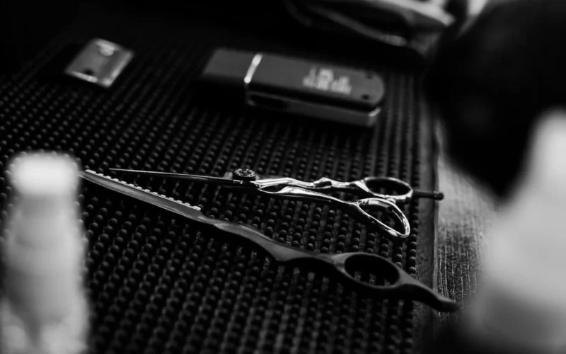 FIRM Barbershop Teremky — Чоловіча Перукарня — 1
