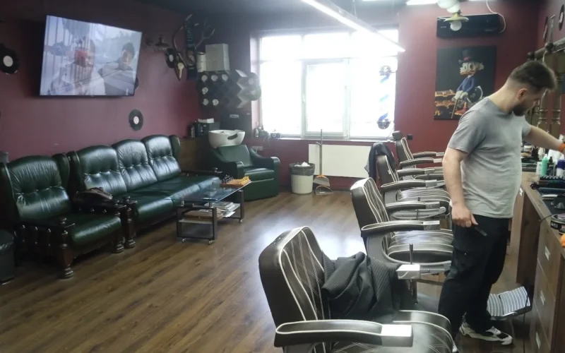 Mr.Cash barbershop — 1