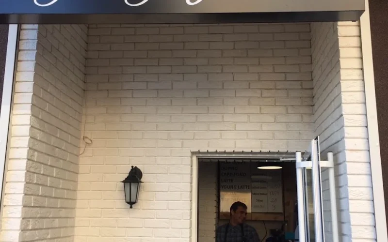 YoungLife cafe — 1