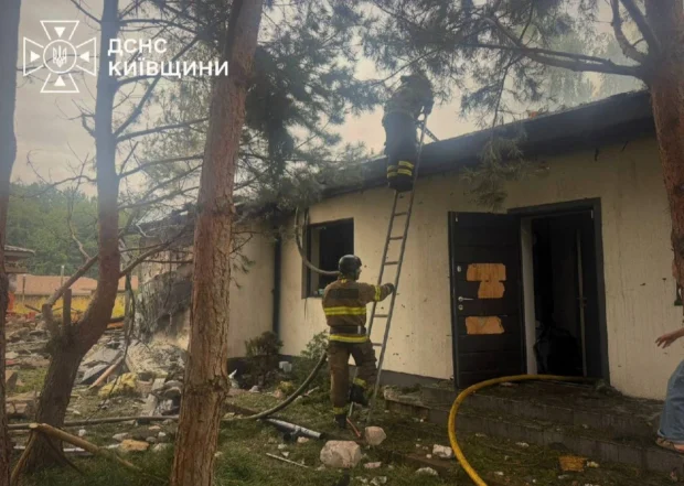 Російська атака БпЛА на Київщину: унаслідок обстрілів двоє людей дістали поранення