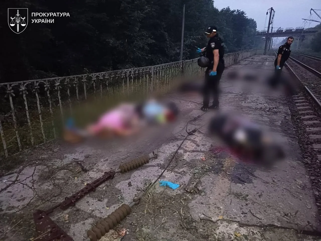 Нічна атака на Київщину: 16 людей загинули, ще 36 — постраждали, виникли масштабні пожежі в трьох районах