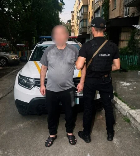 На Київщині чоловік кинув у кабінет КП тренувальну гранату через суперечку про платіжки