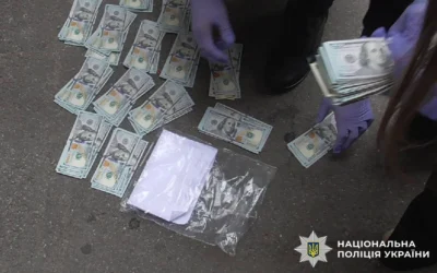 32 тисячі доларів на «перевірку СБУ»: у Києві поліція викрила 17-річного кур’єра та його 20-річного вербувальника