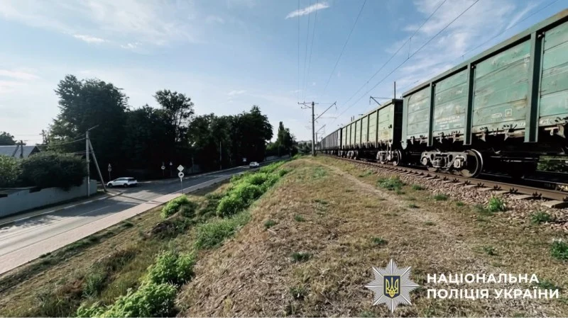 Потяг «Коростень – Дарниця» збив підлітка в Ірпені: 14-річний хлопець загинув на місці