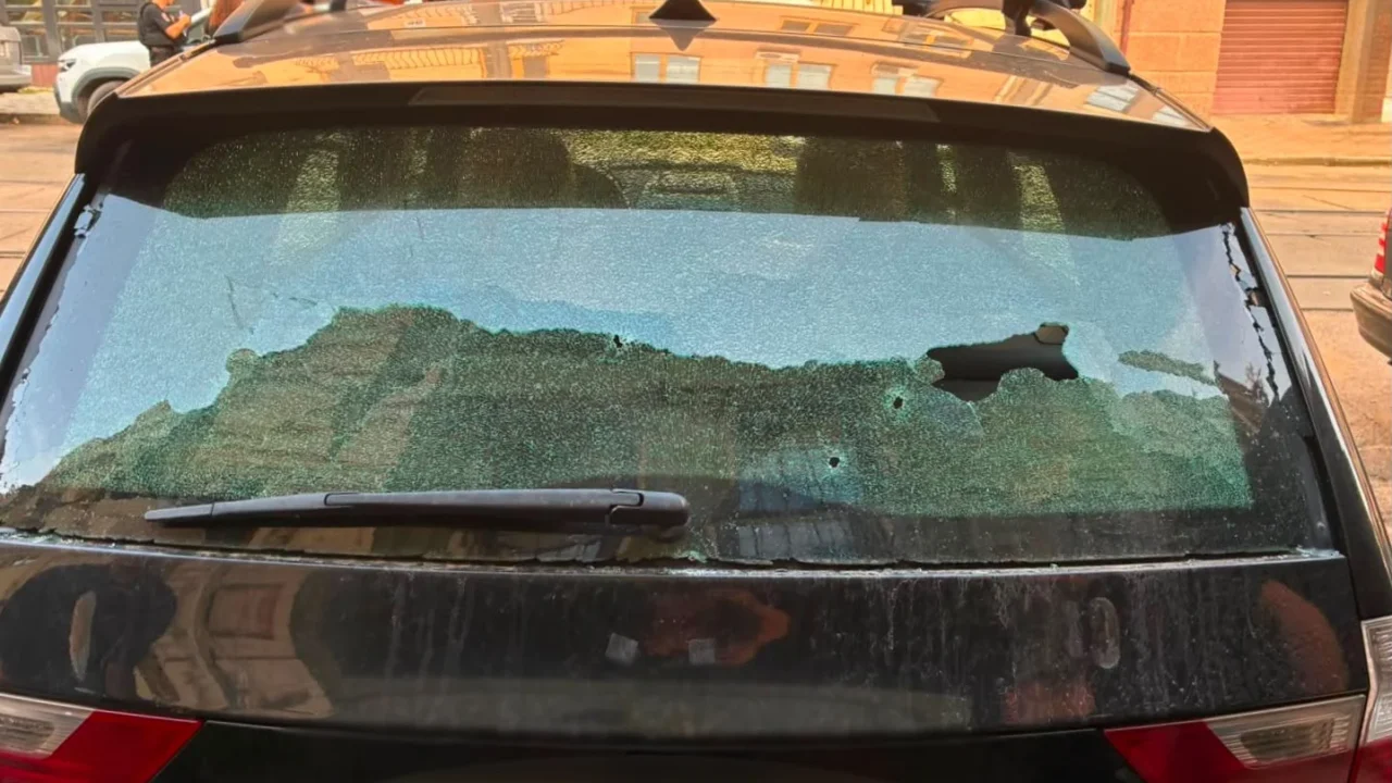 Через зачинені ворота обстріляв BMW з револьвера: у Києві оголосили підозру 46-річному чоловіку