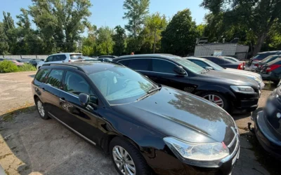 Викрав авто та виставив на продаж: у Києві поліція затримала військовослужбовця у СЗЧ