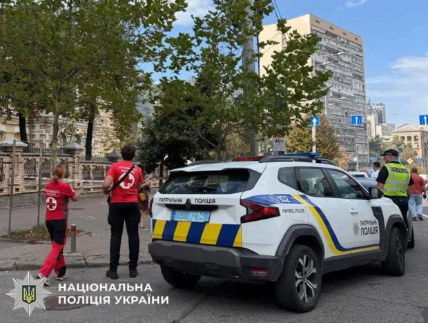 Російська атака на Київ: у Голосіївському районі через детонацію БпЛА поранено трьох людей