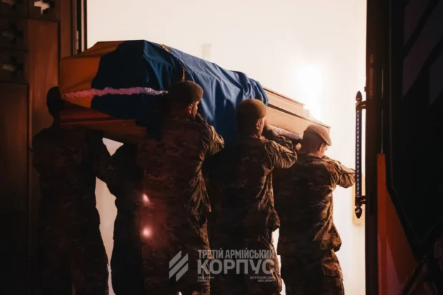 Церемонія прощання з полковником Коновальцем у Київі: повернення праху в Україну