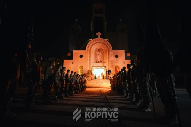 Церемонія прощання з полковником Коновальцем у Київі: повернення праху в Україну