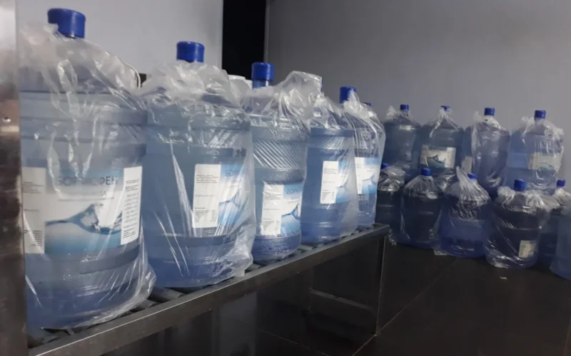 Фото - Питна вода "Борисфен", доставка води у Києві