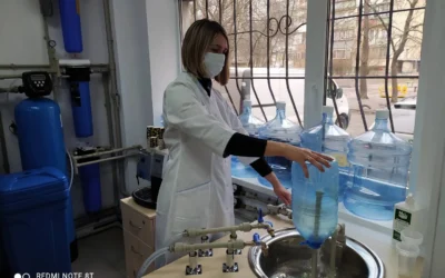 Фото - ПИТНА ВОДА BY ORGANIC. РОЗЛИВ та ДОСТАВКА. Вулиця Зодчих 6. Високий рівень обслуговування, доставка води у Києві