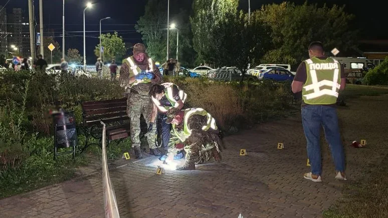 Вибух гранати через борг у Києві: на вулиці Чорнобильській поранено п’ятьох людей (відео)