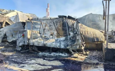 Росіяни розбомбили склад дитячих іграшок у Києві