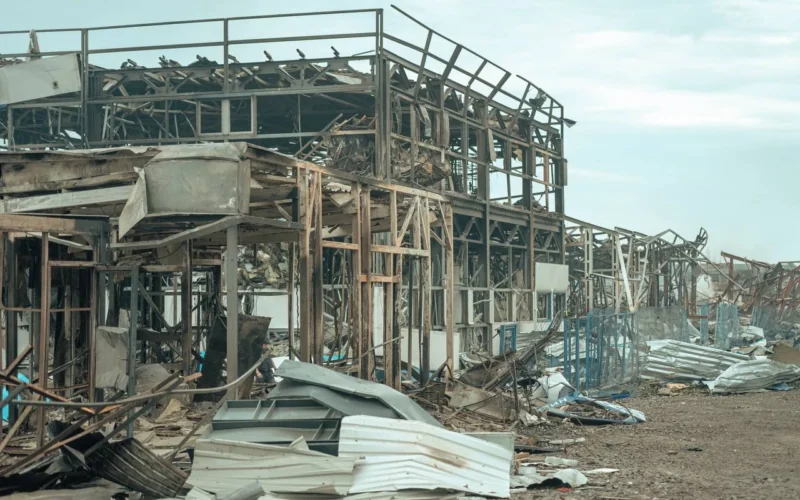 Посадовцю СБУ повідомлено про підозру через неналежне зберігання боєприпасів у Милі, де після атаки росіян загинули 35 людей