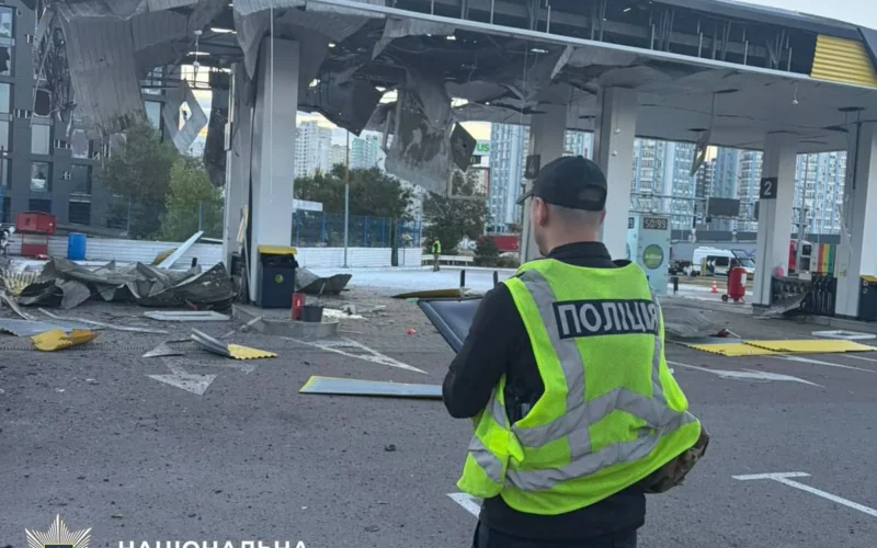 У Києві внаслідок російської атаки загинув чоловік, ще вісім людей постраждали (фото)