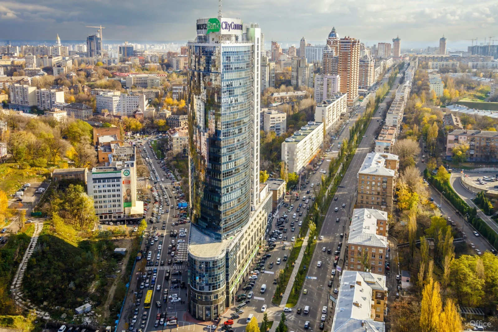 Бізнес-центр «Парус»